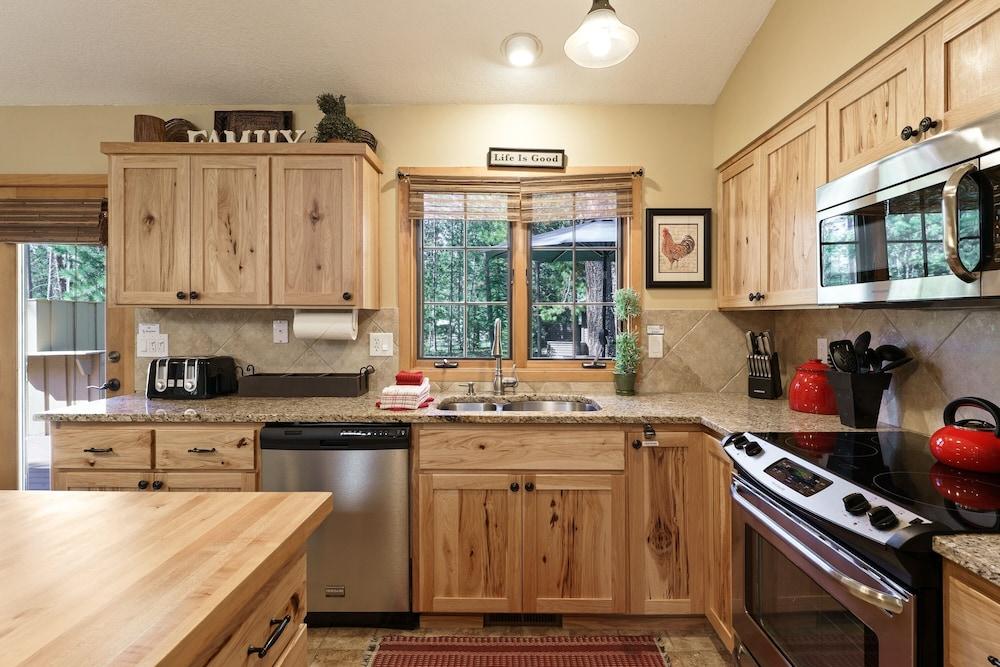 3 Yellow Rail 2 Bedroom Home