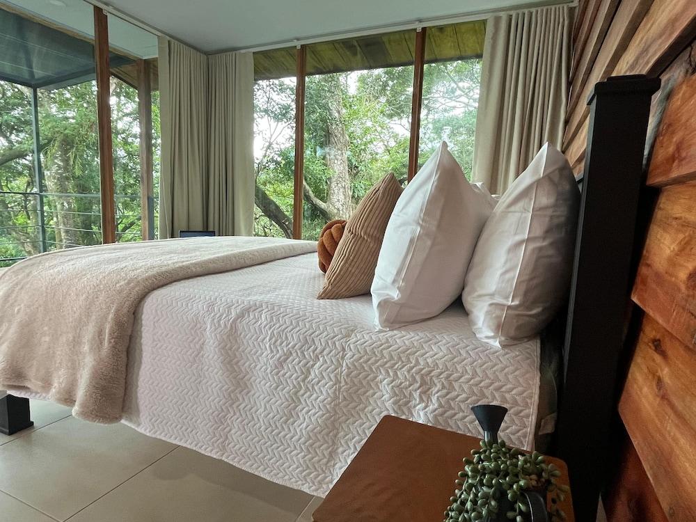 Monte y Alma Monteverde