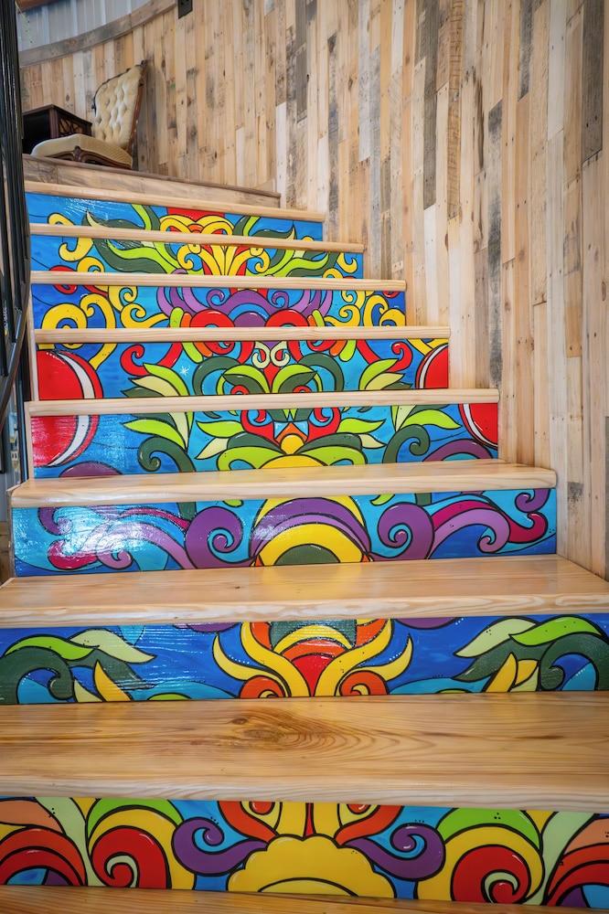 Hermann Grain Bins BNB