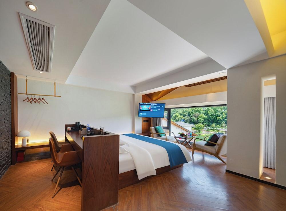 Riverside Peak Lodge Zhangjiajie Wulingyuan National Park