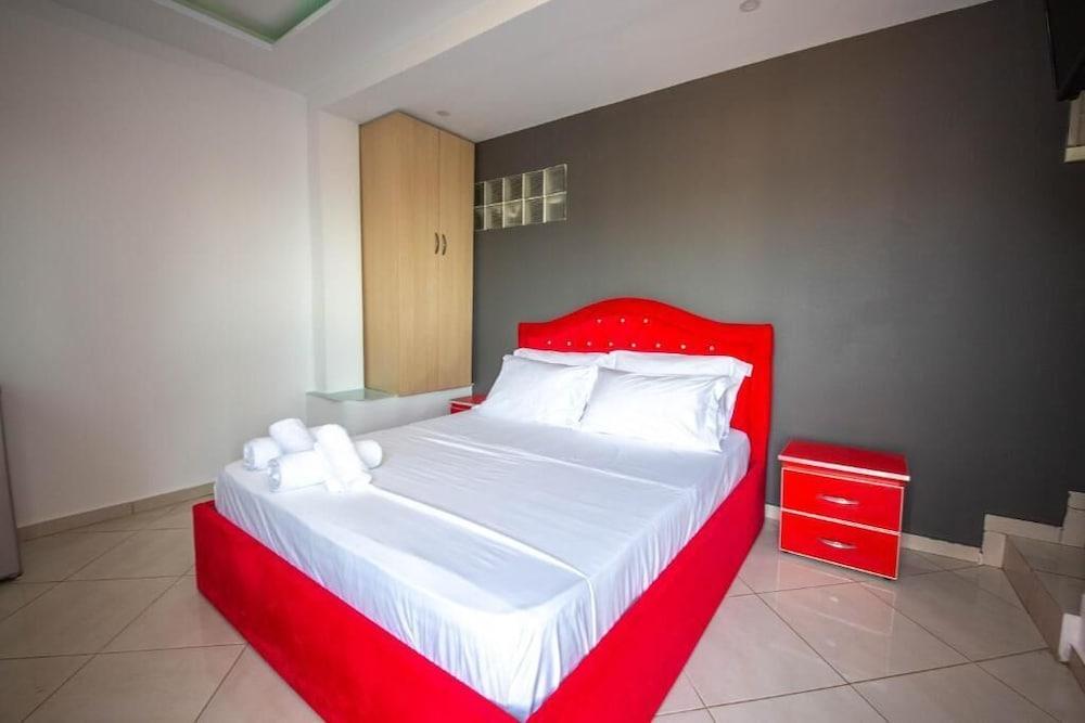 Hotel Noemi's Ksamil