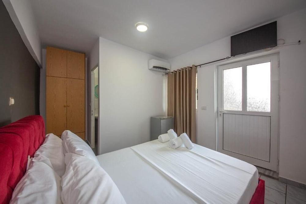 Hotel Noemi's Ksamil