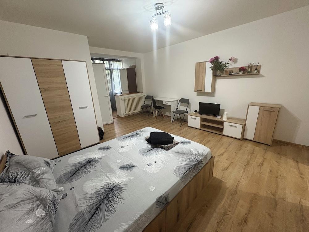 Garsoniera Lujerului Militari