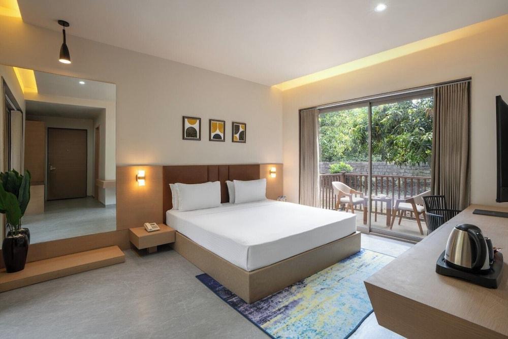 Gir Aatithya Clarks Inn