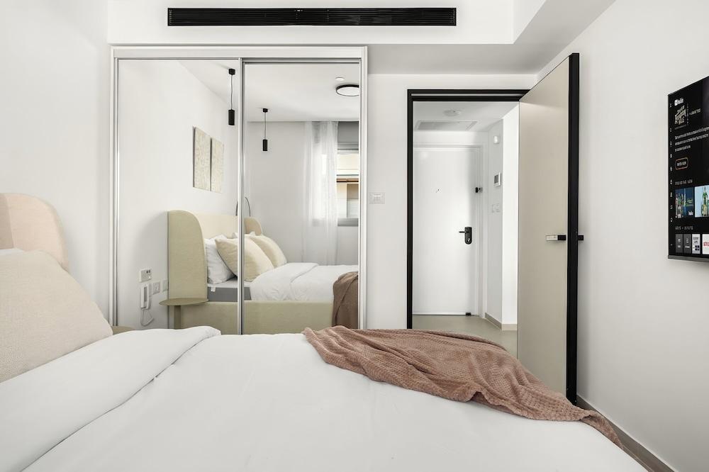 Red Canyon Spa Cozy Suite by Sea N' Rent