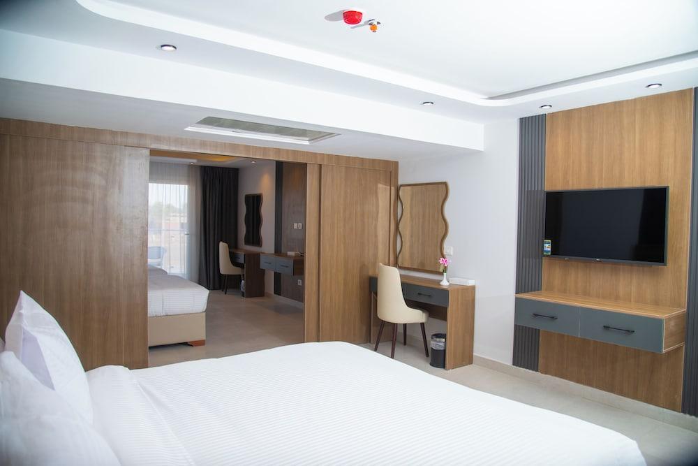 Rewaya Majestic Resort