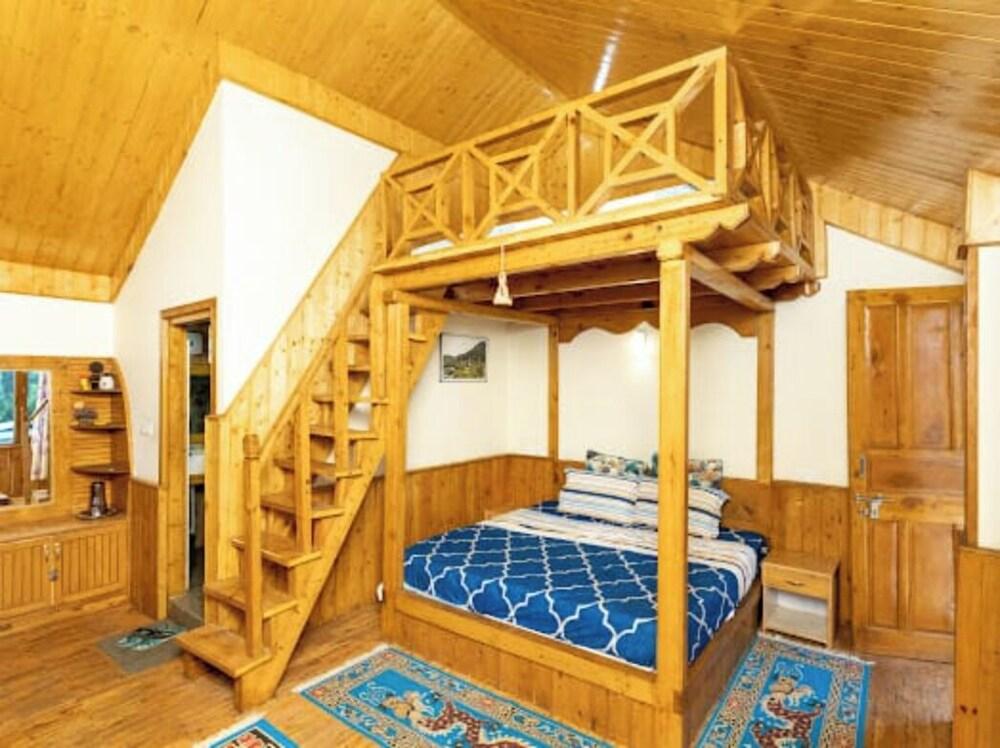 Majestic View Cottages