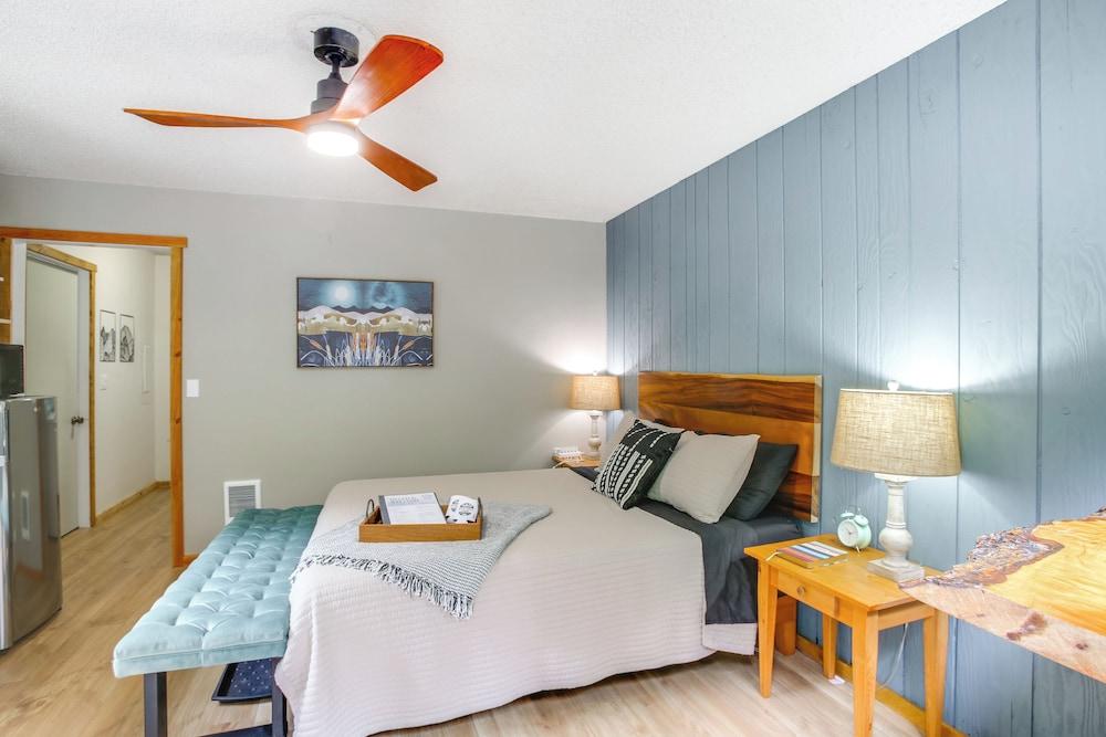 Hike & Fish: Mountain Getaway in Avery!