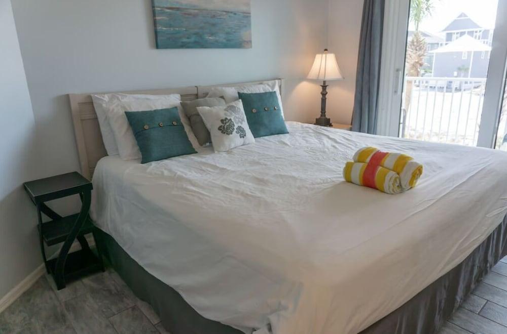 Beachside Villas 1022