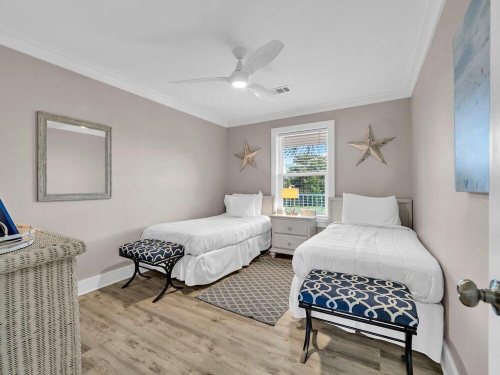 Beachside Villas 122