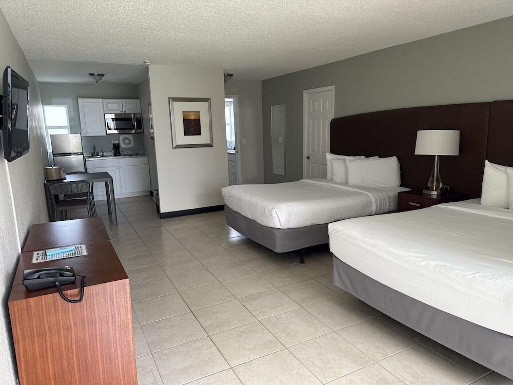 Clearwater Suites