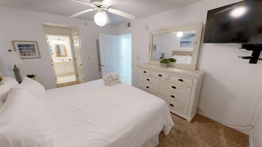 Islander Beach Resort 6007 2 Bedroom Condo