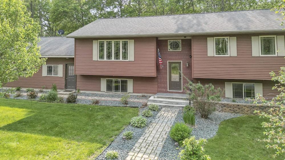 Woodland Escape - Upper Suite