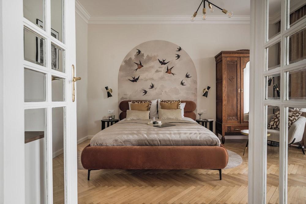 Heritage View - LoftAffair