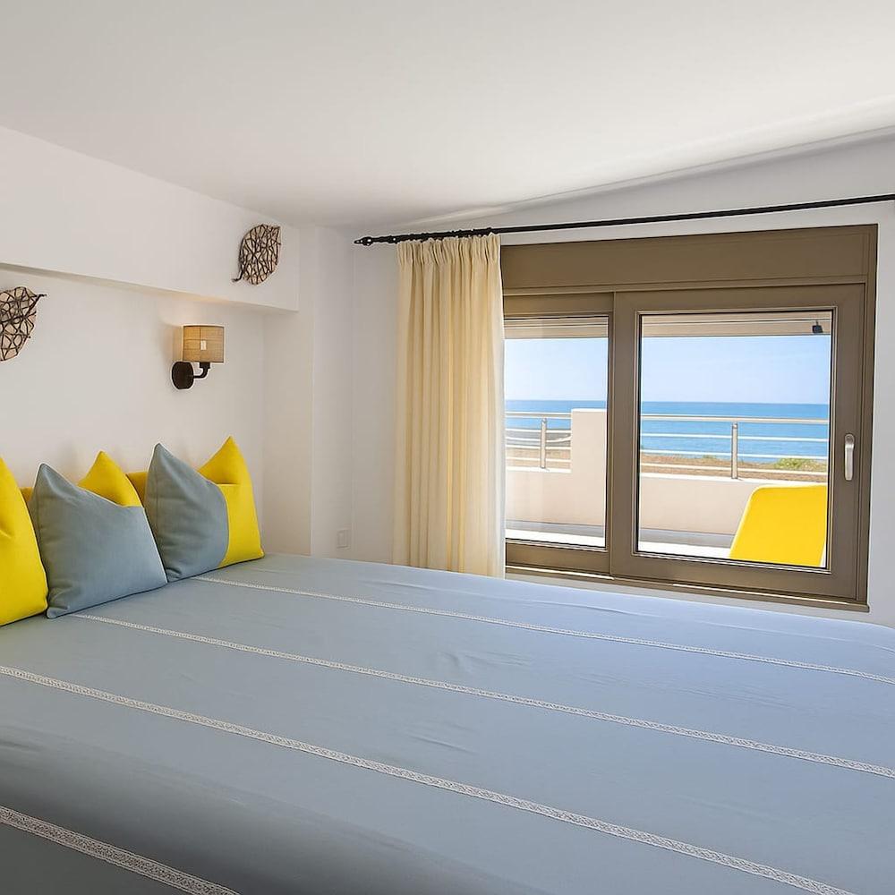 Paliochora Beachfront Escape Milolithos Pool Nest