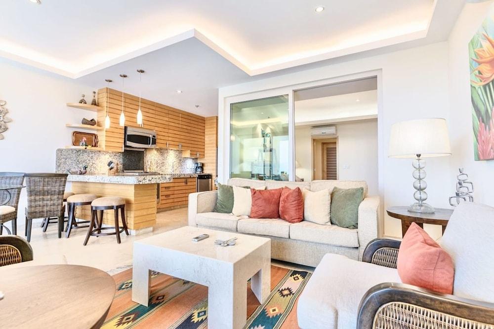 Anana El Dorado 203 Condo With Lake Views Pool