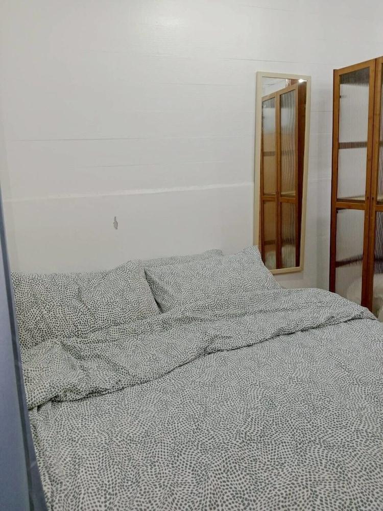 Aran Hostel & Cafe Nakorn Sawan