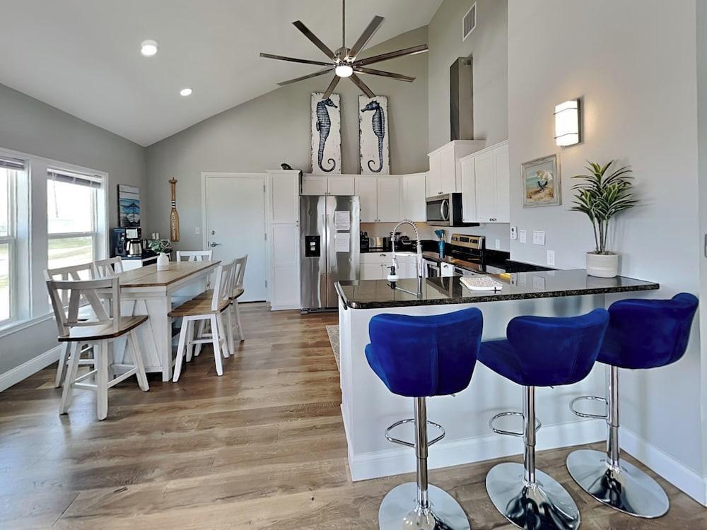 Inn at Bleu Estuary by Miss Kitty’s