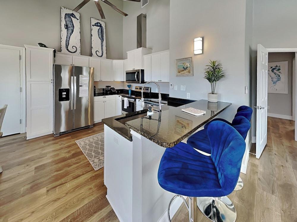 Inn at Pelican Paradise by Miss Kitty’s