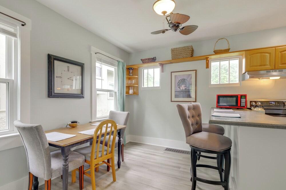 3 Mi to Dtwn: Dog-friendly Retreat in Dayton