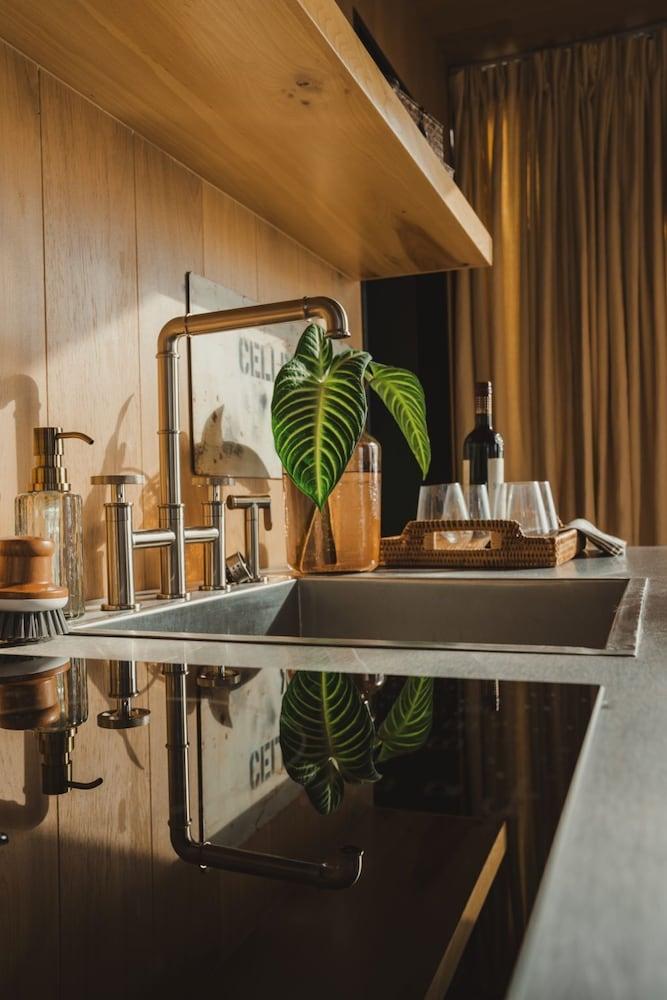 Wilding Hotels Gathering Suite