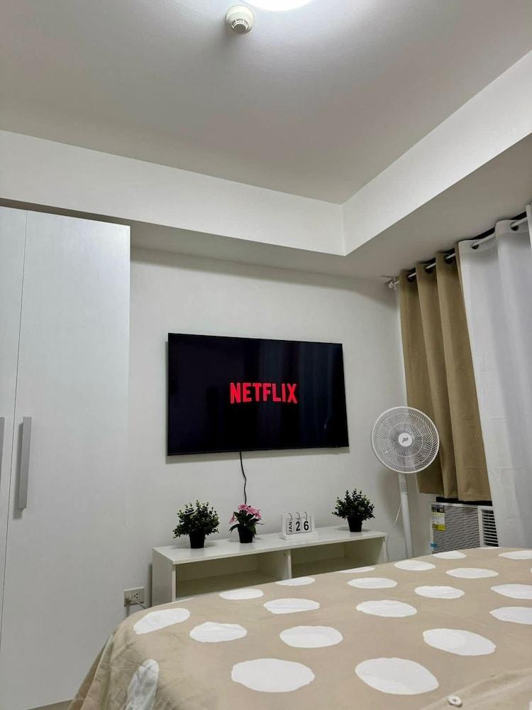 The Bahama Hammock - Azure