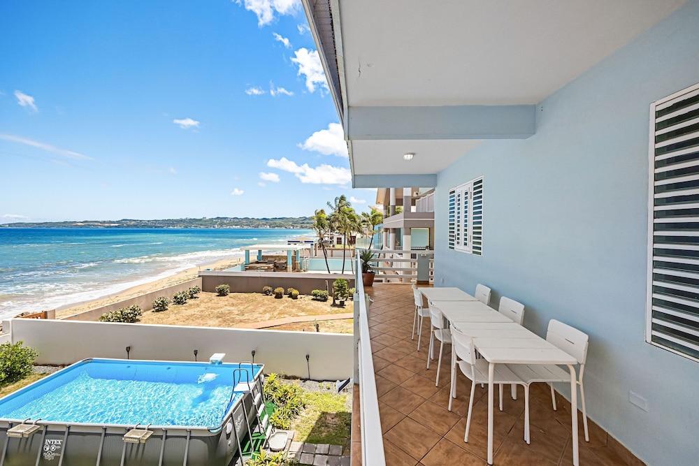 Golf Course Access Balcony Infinity Pool