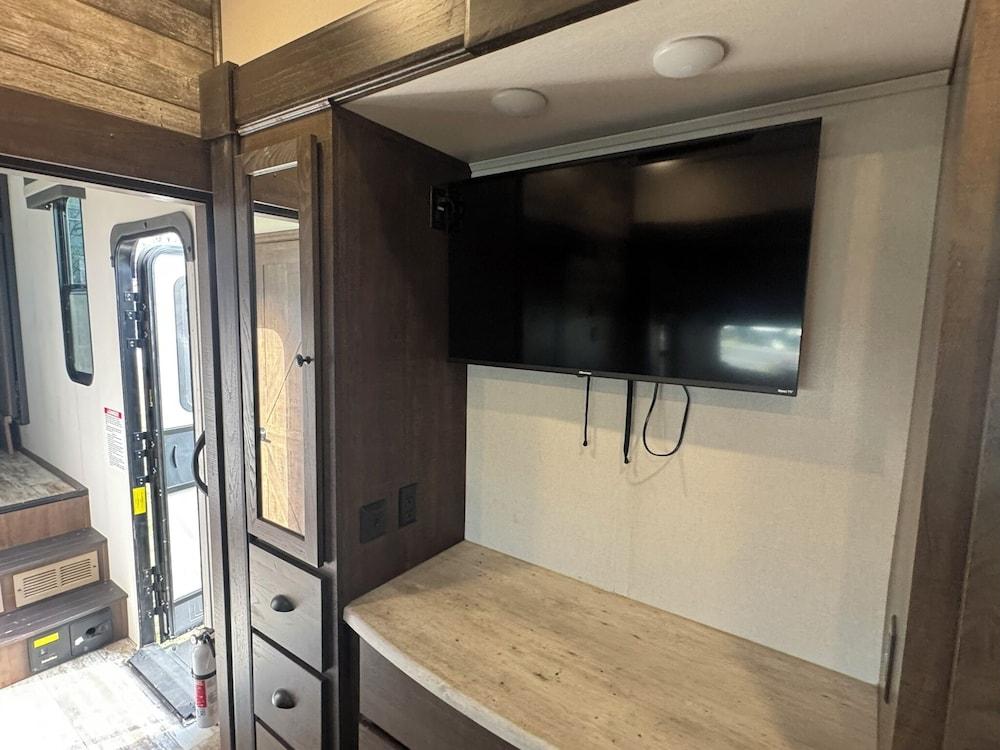 Mountain Shadows RV & MHC