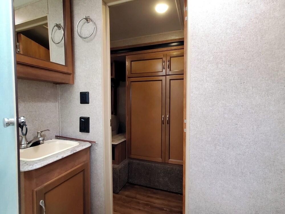 Serene Pinehurst Camper - Sleeps 2 - Pet Friendly