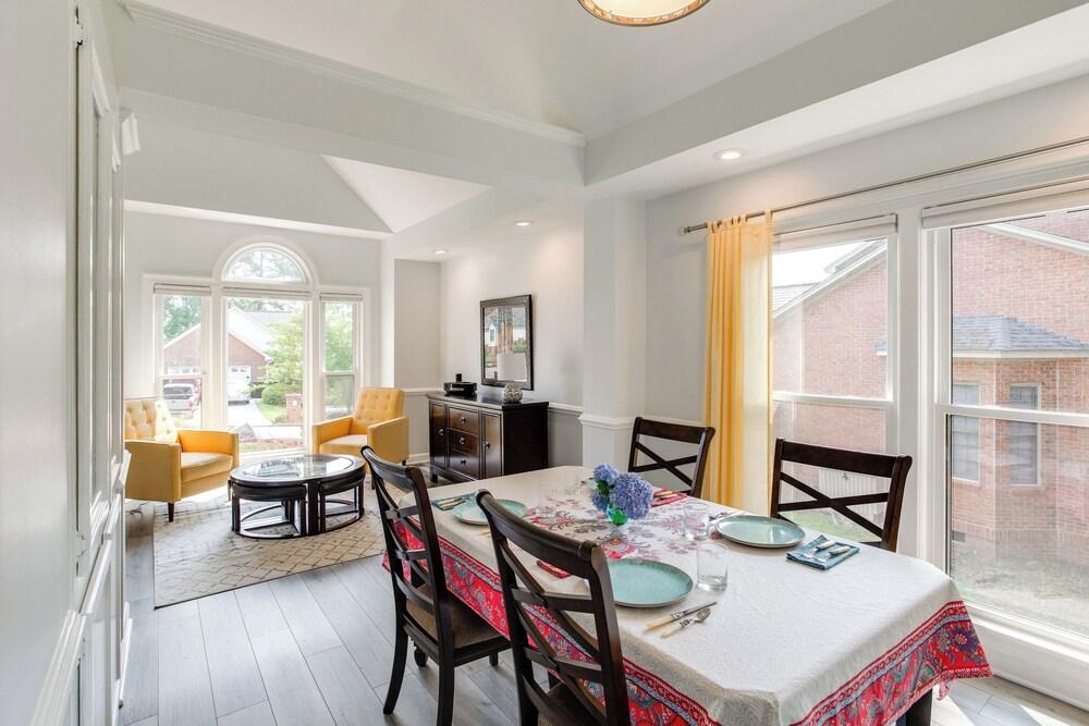 4 Mi to Lake Murray: Pet-friendly Home w/ Pool!