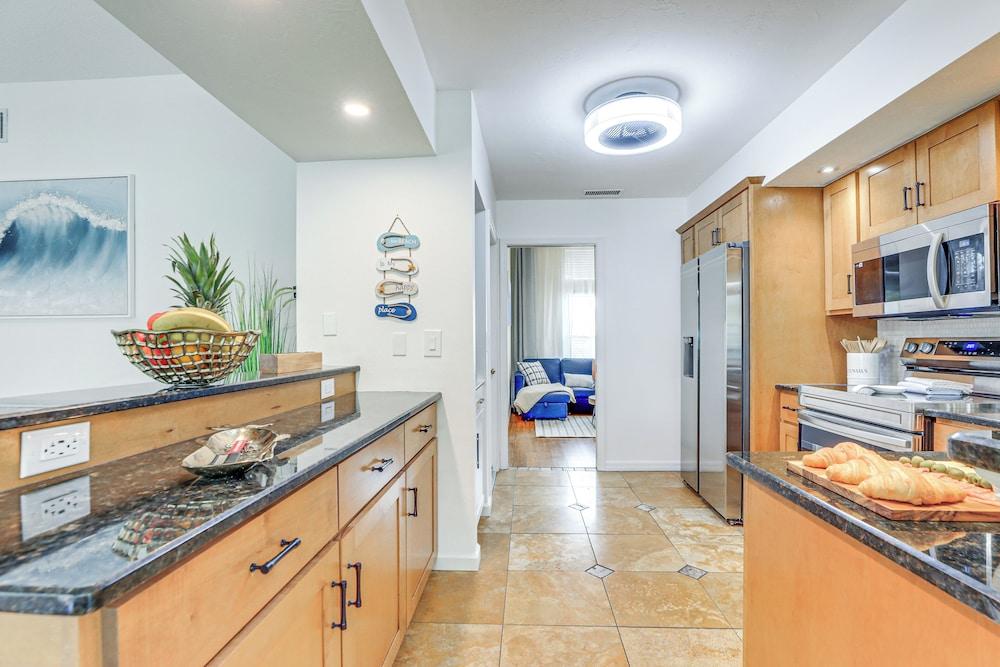 1 Mi to Beach: Family-friendly Home in Bradenton!