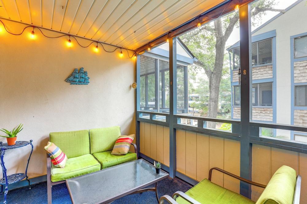 Steps to Shore + Pool Access: Myrtle Beach Condo