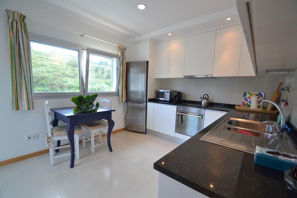 Vision - Ocean View in Nazar