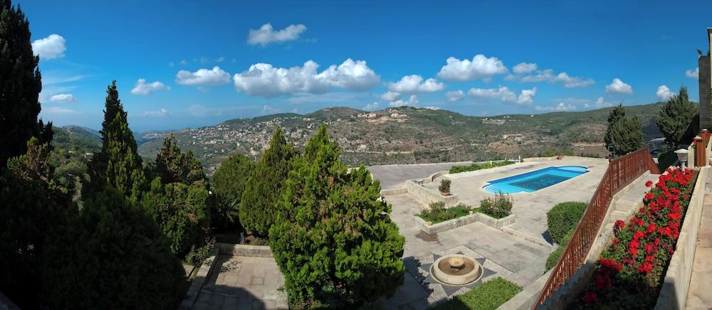 Mir Amin Palace Hotel