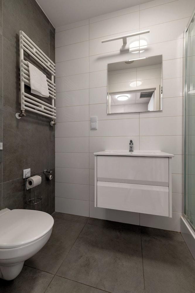 RentPlanet - Apartament Bierutowska