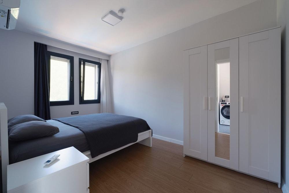 modus semi detached houses