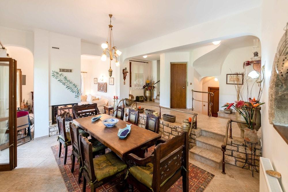 Odyssey s Palace - Escape in Mythical Ithaca