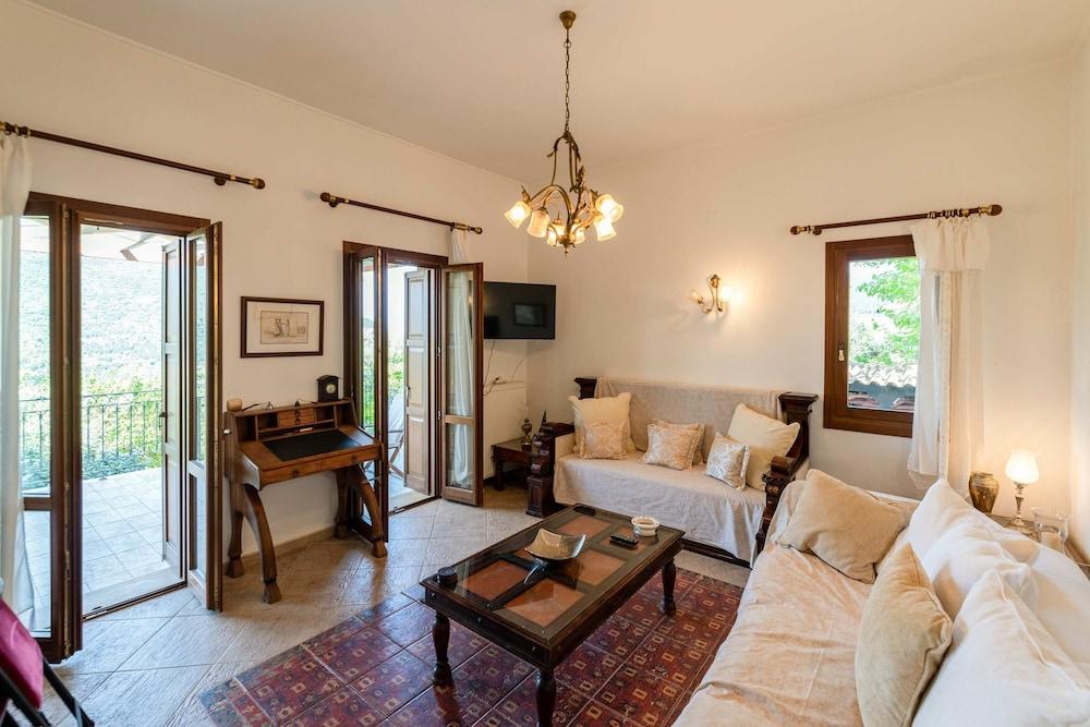 Odyssey s Palace - Escape in Mythical Ithaca