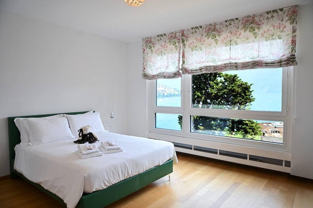 One & Only Lake View Apartment