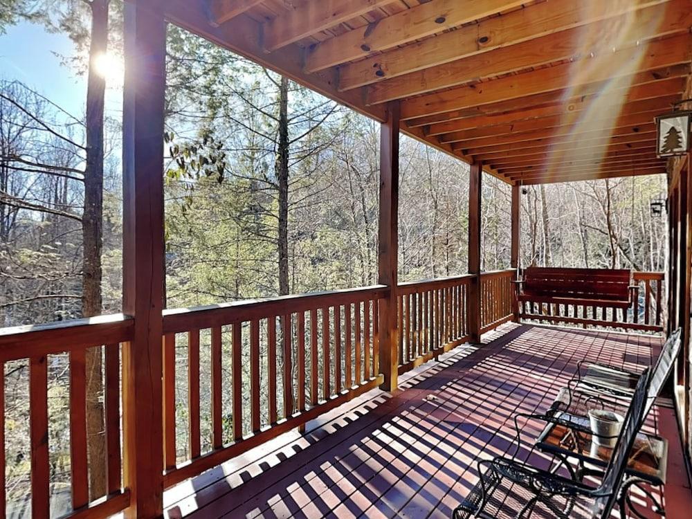 Cub's Crossing by Jackson Mountain Rentals