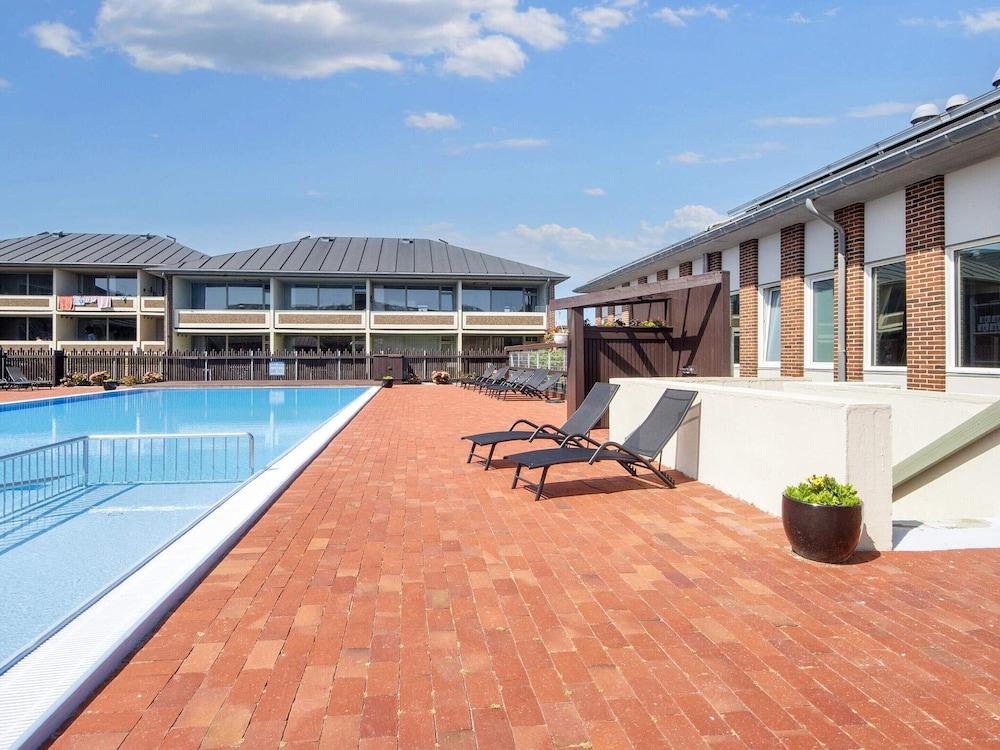 4 Person Holiday Home on a Holiday Park in Fano