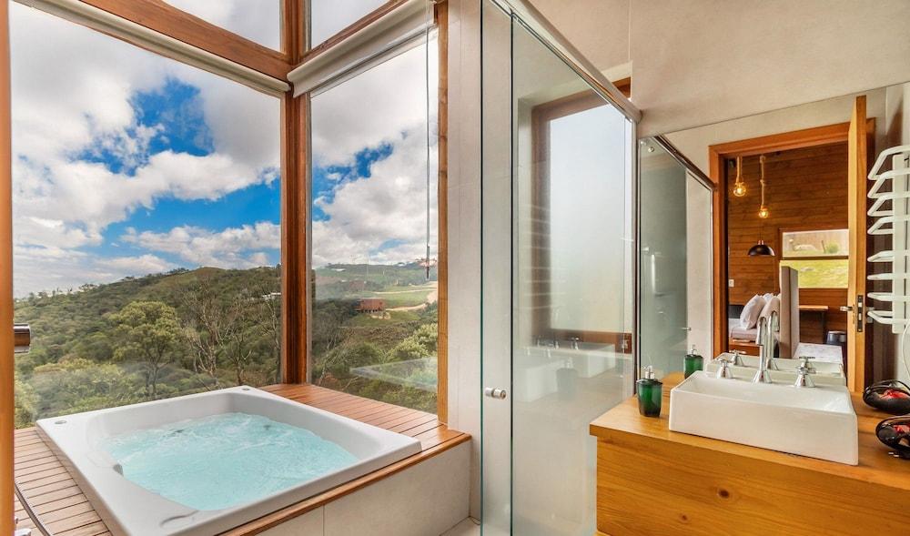 Charmosa cabana na serra VST005