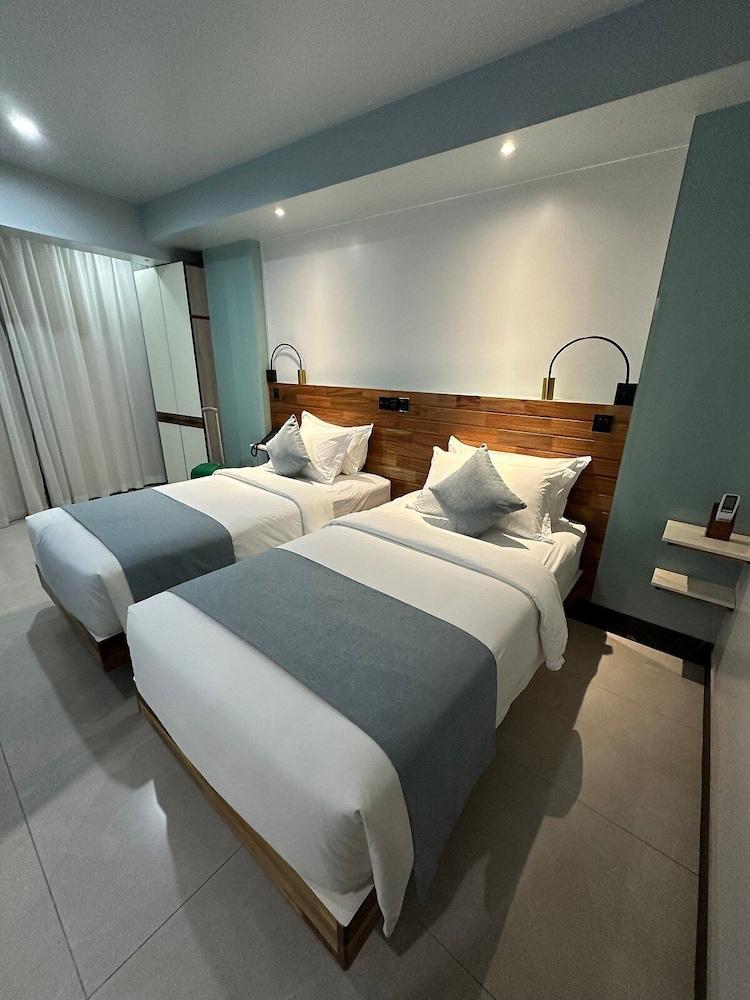 Maldives Honeymoon Stay