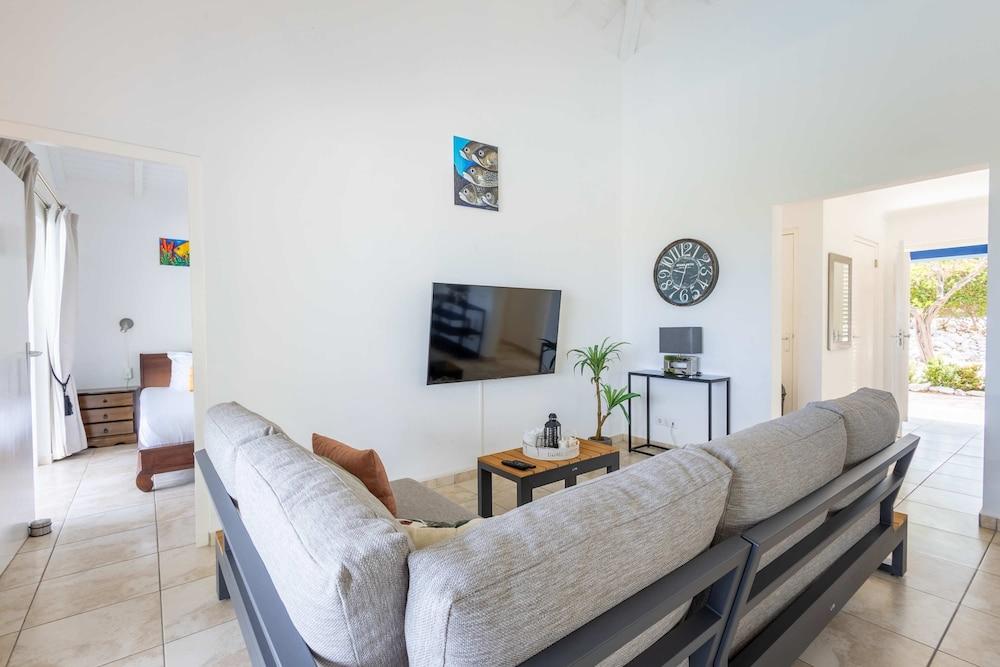 Villa Strea Nobo - With Private Pool Ocean View