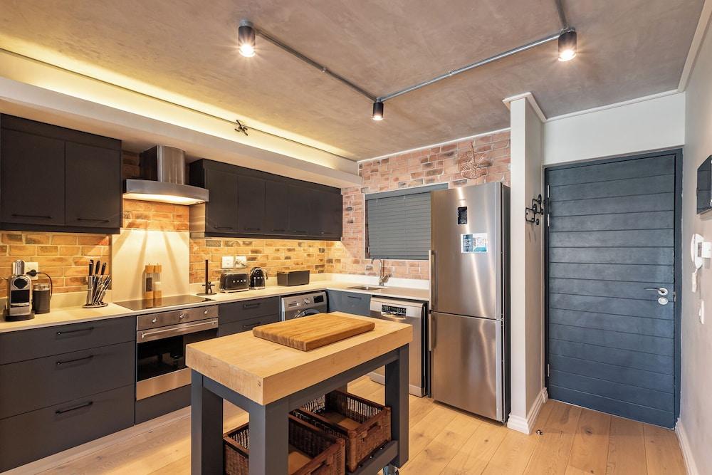 The Docklands Two Bed Superior Apartment