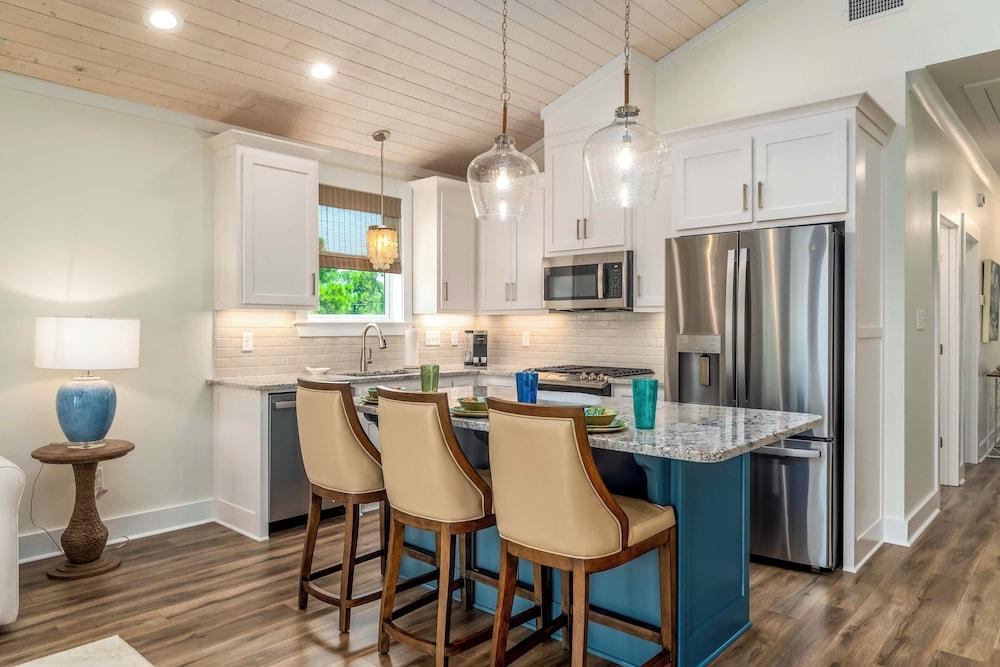 Fish, Kayak & More: Bayfront Gem in Dauphin Island