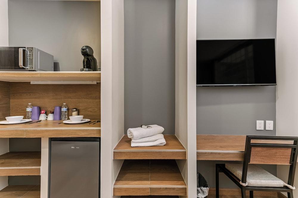 Wenceslao By Homirent