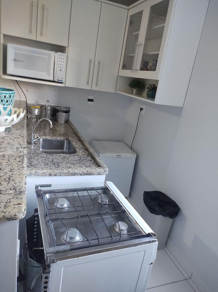 Flat Golden Dolphin Grand Hotel