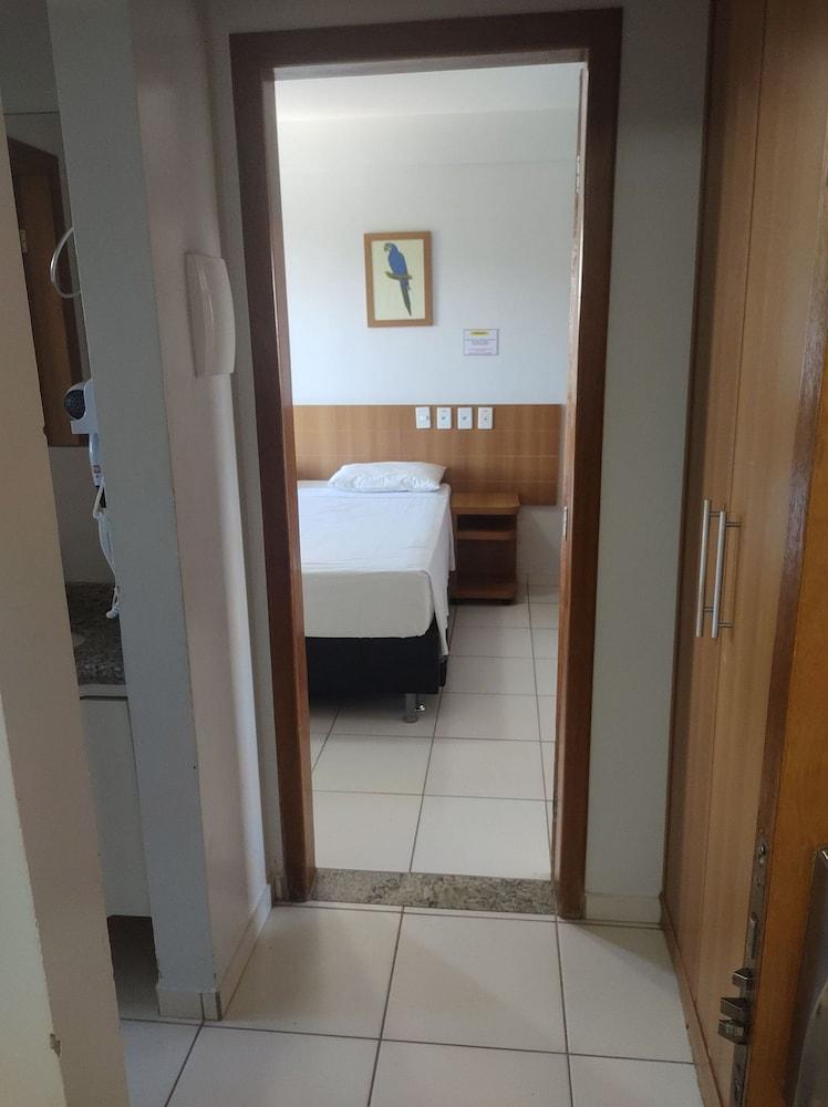 Flat Golden Dolphin Grand Hotel