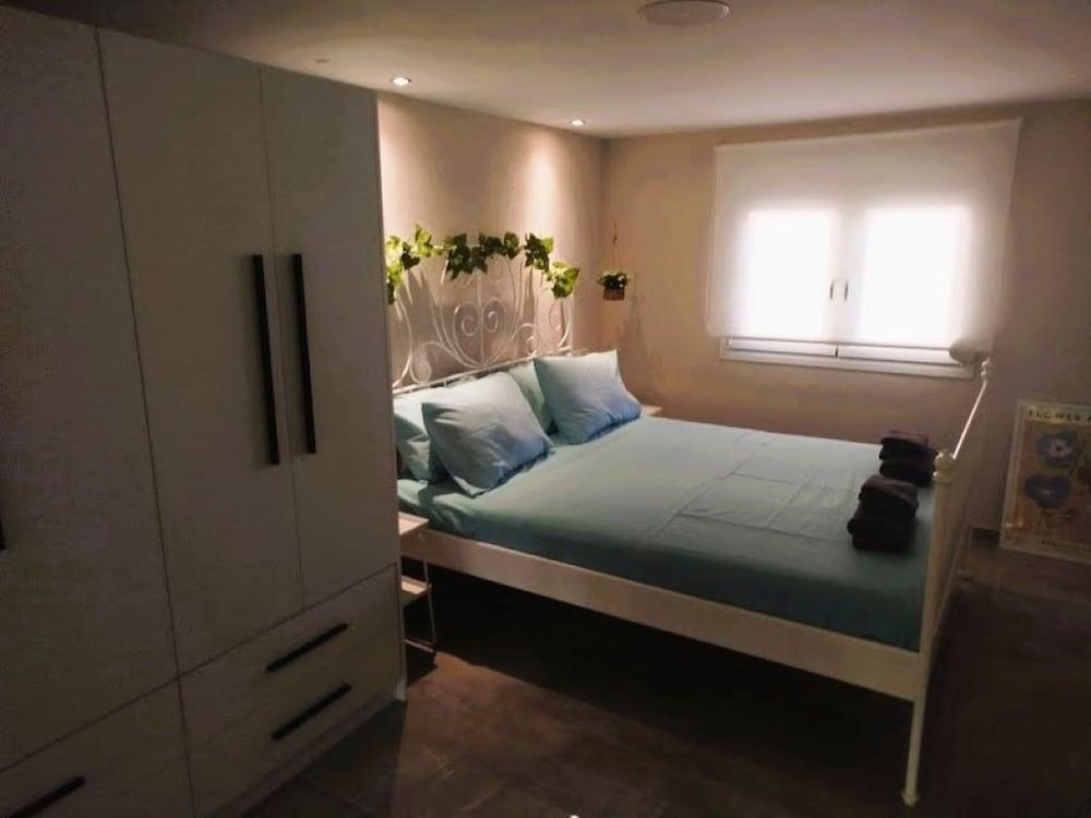 Liana s Stylish House